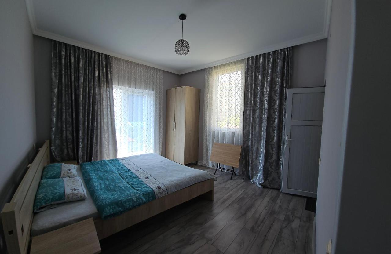Tete Guest House Batumi Cameră foto
